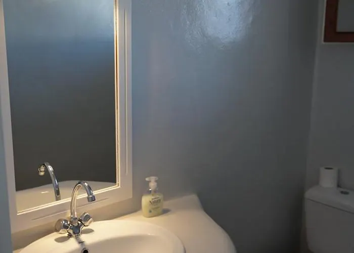 Anerousses Hotel Adamantas (Milos)