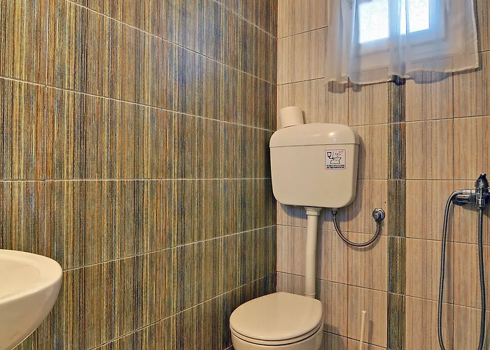 Hotel Anerousses Adamantas (Milos)