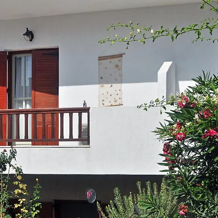 Hotel Anerousses Adamantas (Milos)