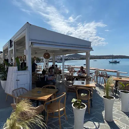 Otel Anerousses Adamantas (Milos)