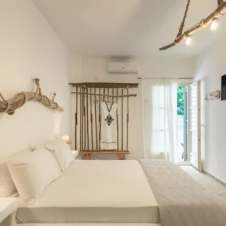 Anerousses Hotel 3*