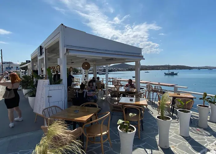 Hotel Anerousses Adamantas (Milos)