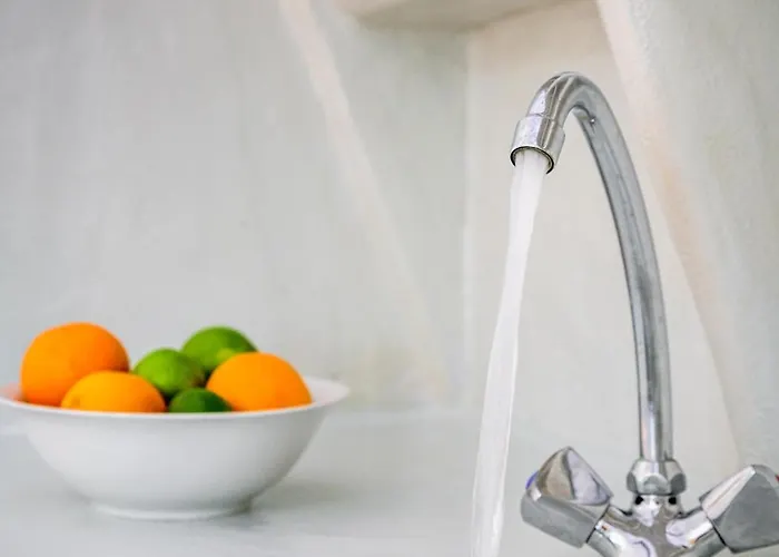 Hotel Anerousses Adamantas (Milos)