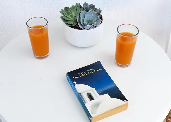 Anerousses Adamantas (Milos)