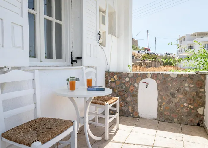 Hotel Anerousses Adamantas (Milos)